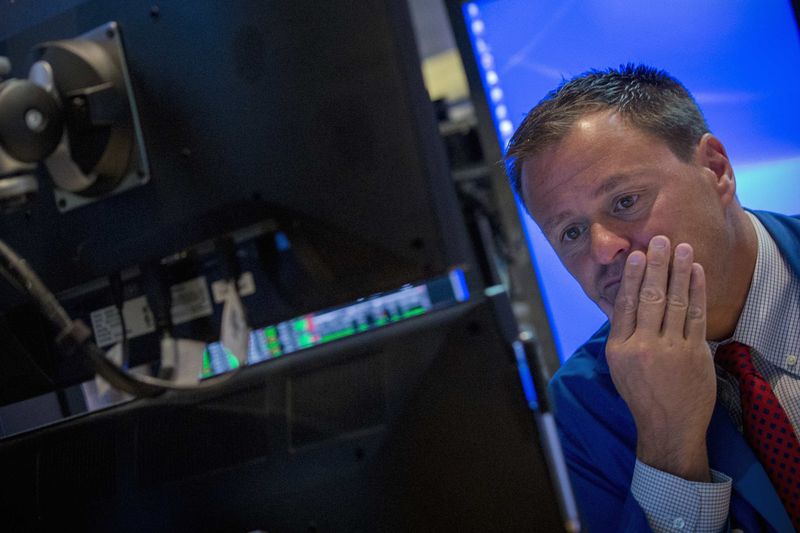 Equities Drop Steeply as Greenland Tariffs Weigh; Attention Turns to Netflix