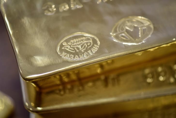 Gold Prices Hold Above $5,000 Amid Mounting Geopolitical and Economic Risks
