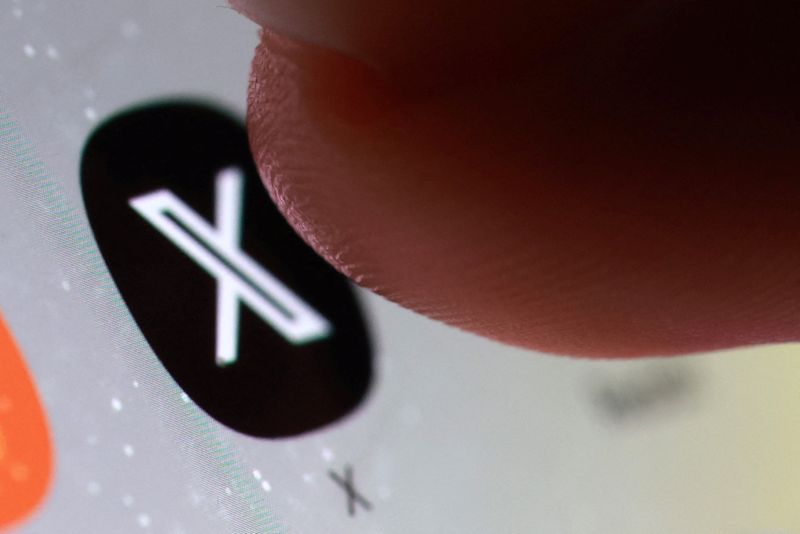 X down for thousands of users in the US, Downdetector shows